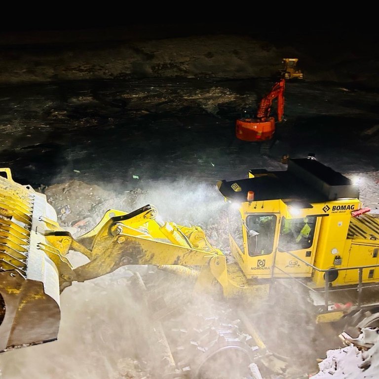 95e84f30-d500-4977-8b53-eda91c9d8ada